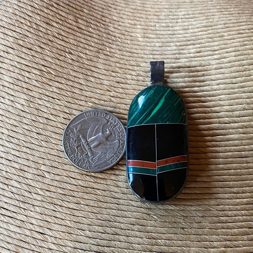 Native American Zuni multi-stone inlay oval pendant Multicolor Stone Pendant - Picture 3 of 4